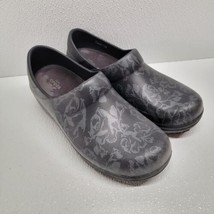 Crocs Neria Graphic Clog Womens Black Gray Floral Roses Size 10 - $24.23
