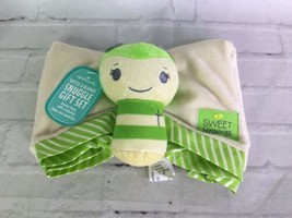 Hallmark Sweet Blessings Rattle &amp; Blankie Snuggle Baby Lovey Set Green Beige Bug - £36.12 GBP