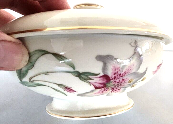 Rosenthal Selb Bavaria Antique Candy Bowl & Lid Lily Flowers Gold Trim 1922 - £55.14 GBP