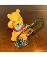 1993 Hallmark Keepsake Ornament Of Winnie The Pooh Plug In - $9.65