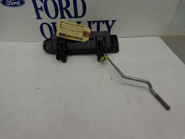 FORD F58Z-1622405-A Exterior Outside Door Handle With Rod OEM NOS - $20.30