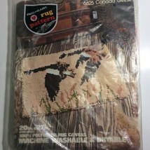 Vintage Red heart Latch Hook Rug Pattern 6625 Canada Geese In Flight 20"x27" NEW - $14.92