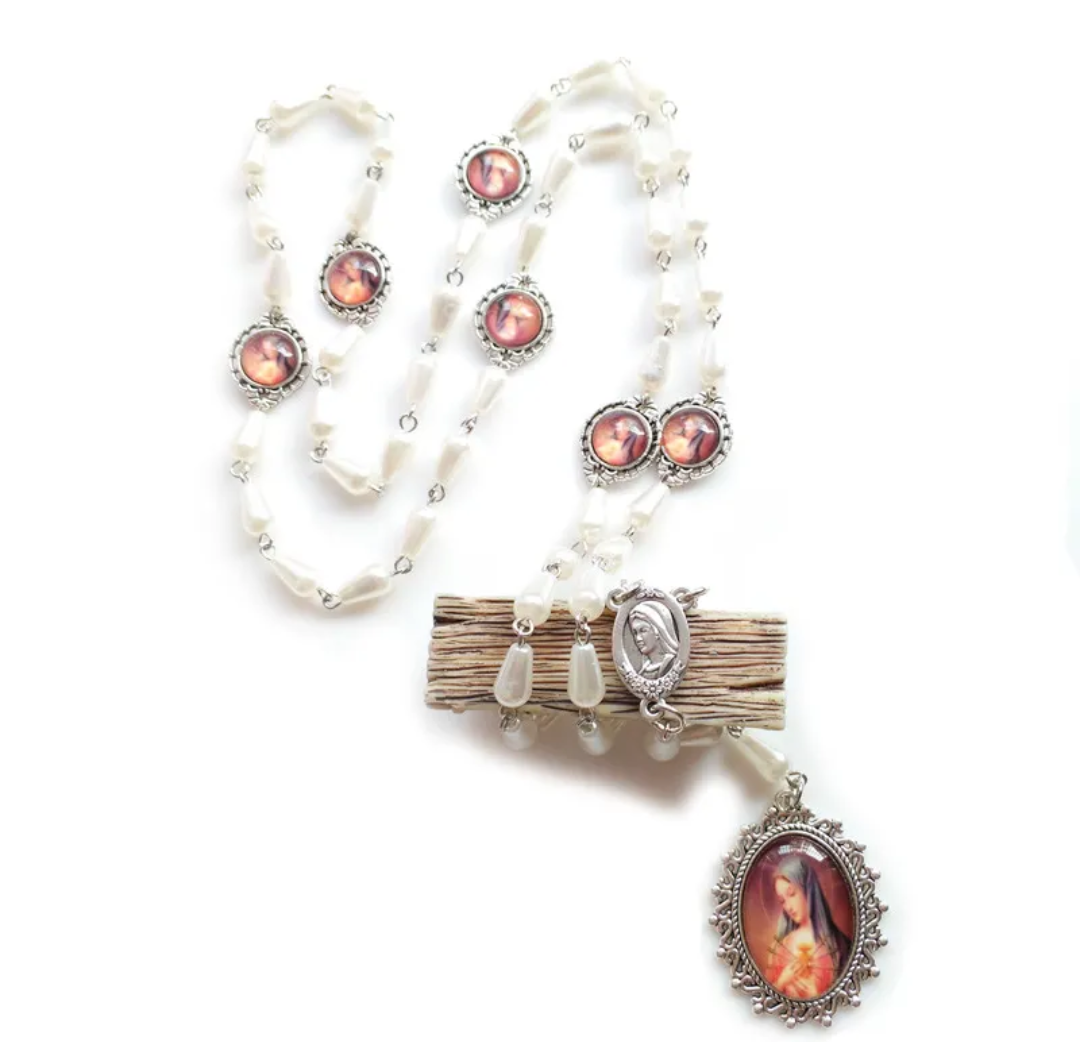 White Tear Drop Bead Chaplet Rosary of Seven Sorrows Mary Glass Pearl ...