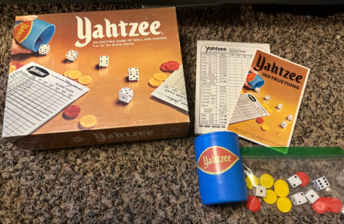 Vintage Yahtzee Game 1975 Lowe Milton Bradley Complete Dice Cup Pads Instruction - £13.97 GBP