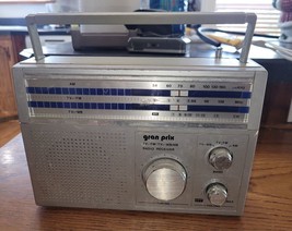 Vintage Gran Prix Portable AM/FM/Weather/TV  Radio Model 310, Works! Hon... - $21.49