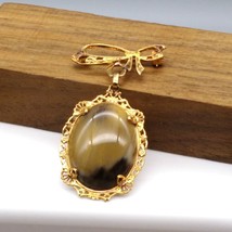 Vintage Filigree Bow Brooch with Dangling Stone Cabochon Ovalin Gold Tone Frame, - £30.16 GBP