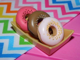 Our Generation Sweet Stop Ice Cream Truck Accessories Lot of 3 Doughnuts A - £7.03 GBP