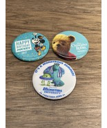 Disney Lot of 3 Promotional Buttons Monsters University Mickey Mouse Poo... - €8,54 EUR