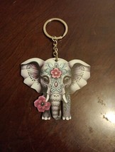 Cute Elephant  Plastic Keychain (Y61) - £7.96 GBP