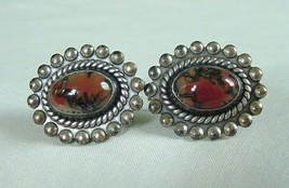Lovely Vintage Pair of STERLING SILVER Screw Back Agate Earrings - £35.97 GBP