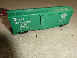 Vintage HO Scale Marx Great Northern Box Car 11874 - $17.82