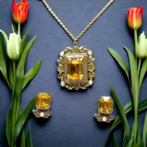 Primary image for 1950 Coro Glass Citrine Pendant & Screwback Earrings  the chain is not Coro 18”