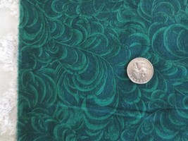 4016. 2-TONE Green Feather Design Craft, Quilting Cotton Fabric - 41&quot; X 1 Yd. - £3.19 GBP