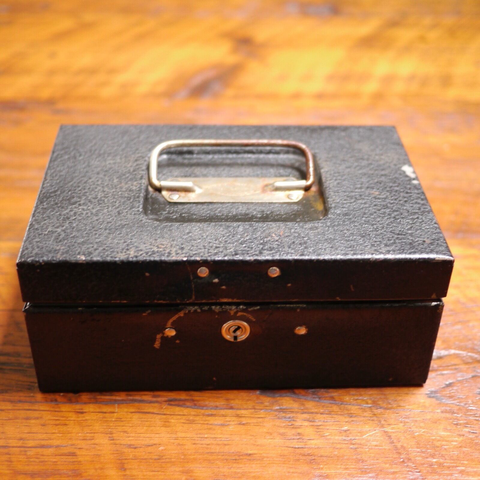 Vintage Durham Manufacturing Black Steel Lock Cash Box NO KEY - $29.15