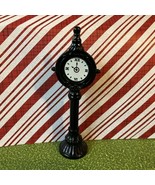 Vintage Mervyns Christmas Village Square Street Clock Metal 5.5&quot; 1995 EUC  - $19.00 CAD