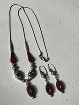 Demi Silvertone Chain w Cranberry &amp; Hollow SIlvertone Beads Pendant Neck... - £14.50 GBP