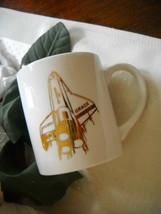 * USA 1991 New Horizons Grace Space Shuttle White With Gold Trim Coffee Mug Cup - £9.79 GBP