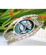 Vintage Mexico Inlay Cuff Bracelet Abalone Shell Flower Inlaid Child - $19.95