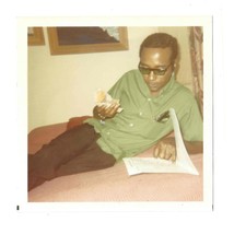 Vintage 1970 Male Photo Black Man Cool Joy Relax African American Glasses Burger - £6.85 GBP