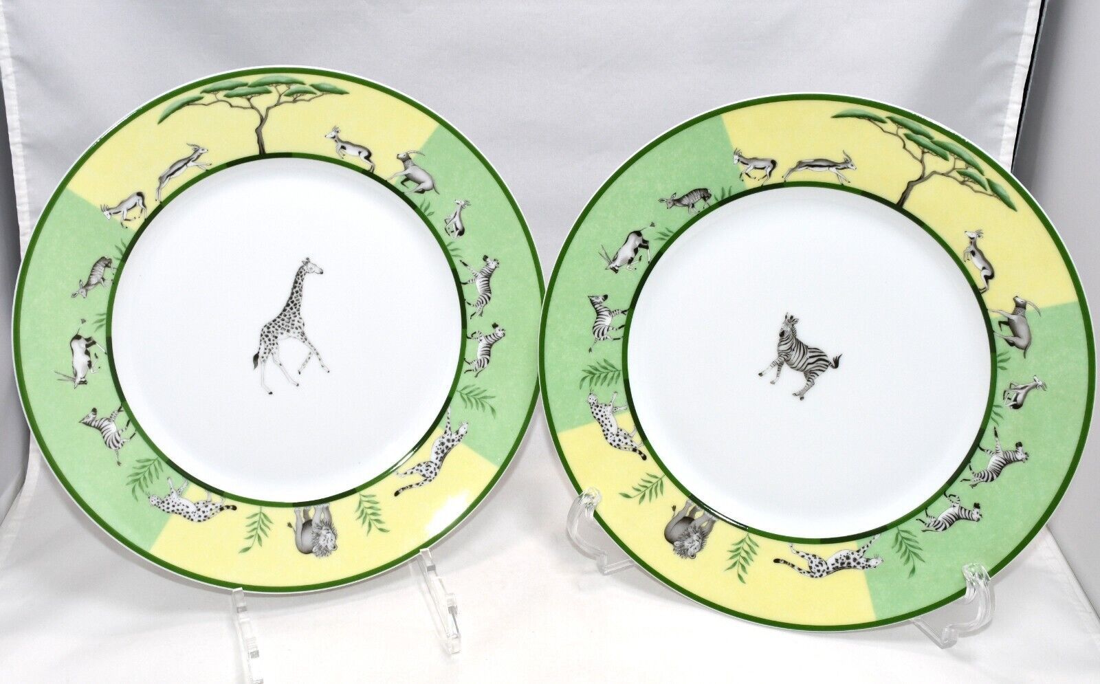 Hermes Africa Dinner Plate 27 cm porcelain green 2 set animal giraffe zebra - £595.12 GBP