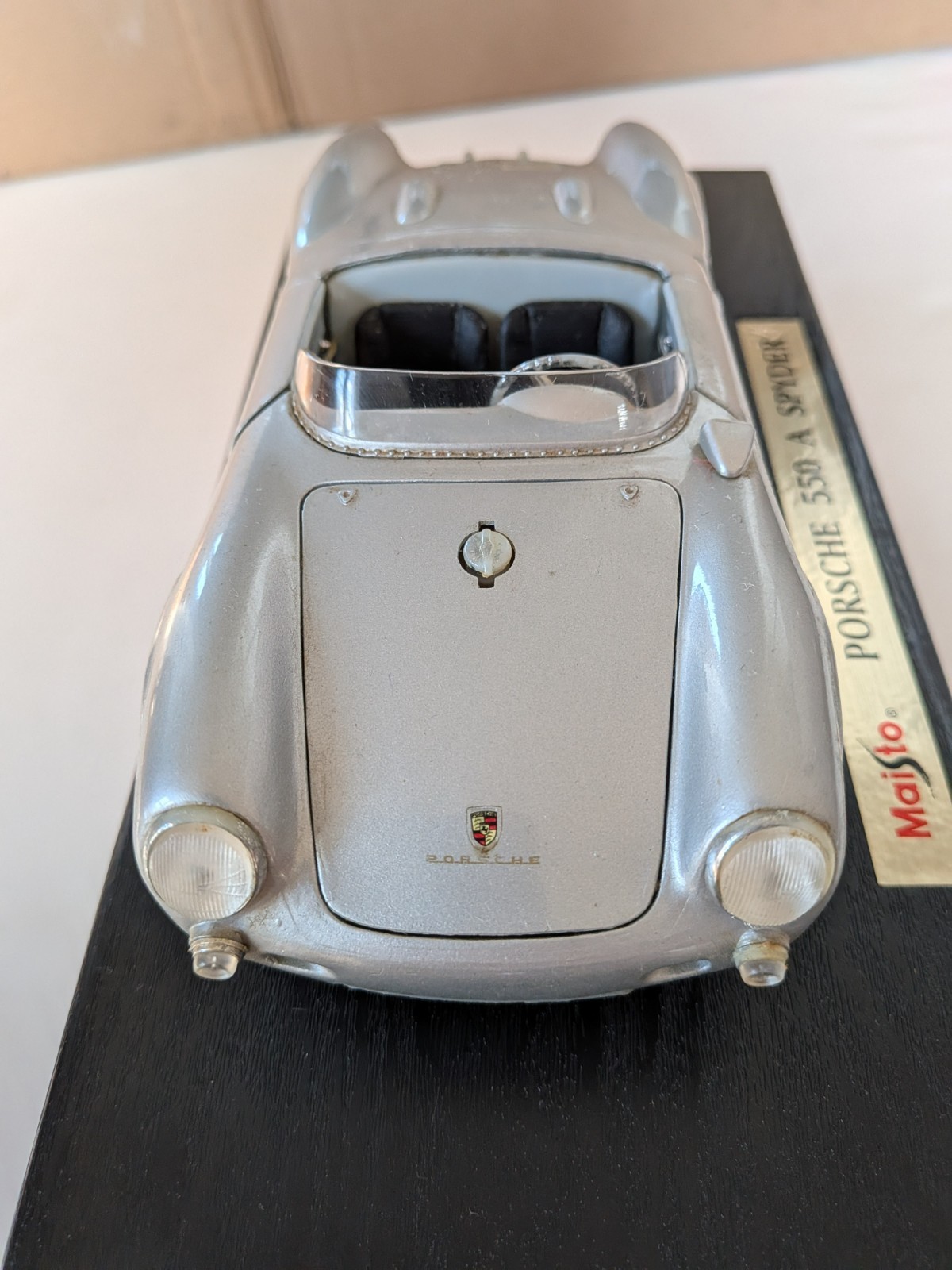 Maisto 1:18 Die Cast Special Edition Porsche 550 A Spyder - NOS - FREE SHIPPING Item image 6