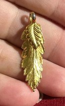 Vtg Hawaiian Gold Dipped Real Maile Leaf 1.25” Pendant Hawaiian Beautiful J220 - £11.25 GBP