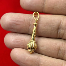 Yellow Gold Hanuman Gada Pendant, 925 Silver Hindu God Lord Hanuman Locket - €34,83 EUR