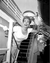 Joan Crawford Vintage Pose On Cruise Ship 16X20 Canvas Giclee - £54.98 GBP