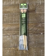 Clover Premium Bamboo Knitting Needles No 13 9.0mm - $220.58 MXN