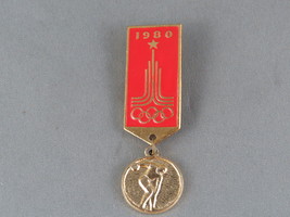Vintage Summer Olympic Games Pin - Moscow 1980 Discus Event- Medallion Pin - $20.53 CAD