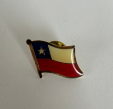 Chile Flag Lapel Pin Hat Cap Shirt Tie - £5.32 GBP
