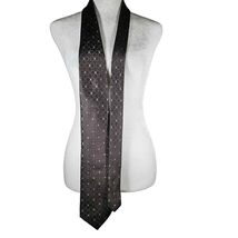 Calvin Klein Men's Silk Necktie Gray and White Pattern 100% Silk - $10.98