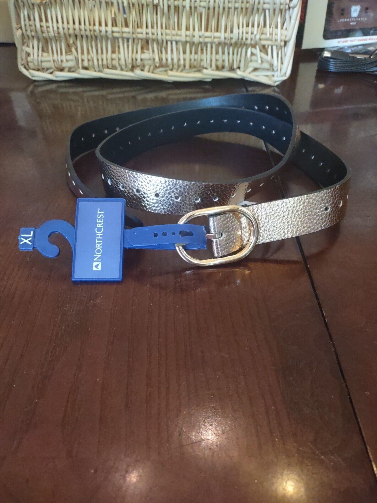 North rest Size XL Gold Belt Women&#39;s - $23.76