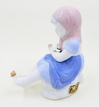 Girl With Butterfly Figurine Gerold Porzellan E &amp; R Western Germany 7893 - $15.99