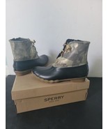 Sperry Women&#39;s Duck Boots Size 9 Saltwater Metallic Camo Olive New - $1,031.01 MXN