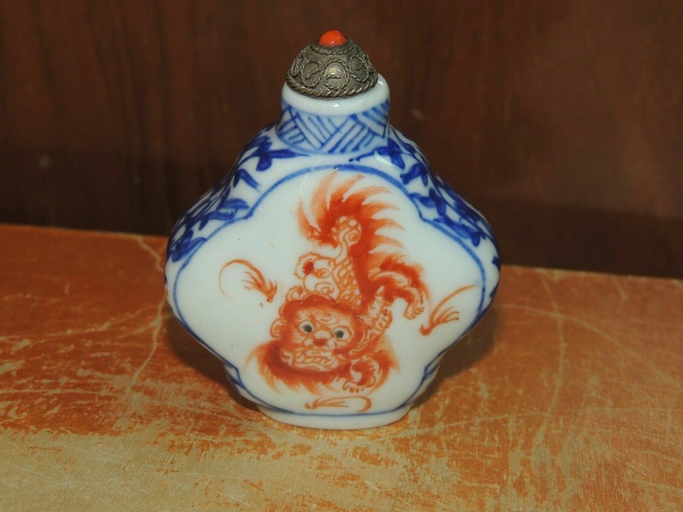 Chinese Porcelain 2.5" Snuff Bottle Foo Lion iron red overglaze blue underglaze Item image 2