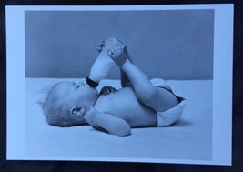 Thirsty Baby • Photo H. Armstrong Roberts 1989 • Vintage Postcard PC9621 - £4.61 GBP