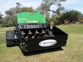 John Deere-800 Core Collector Golf Course	 - £1,180.37 GBP