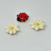 Lady Bug Daisies Button Covers Enameled Resin Set of 3 Insect Flowers 1 Inch - £10.27 GBP