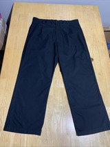 Under Armour Men&#39;s Size 36 x 26 Black Pocketed Pleated Straight Performa... - $22.54