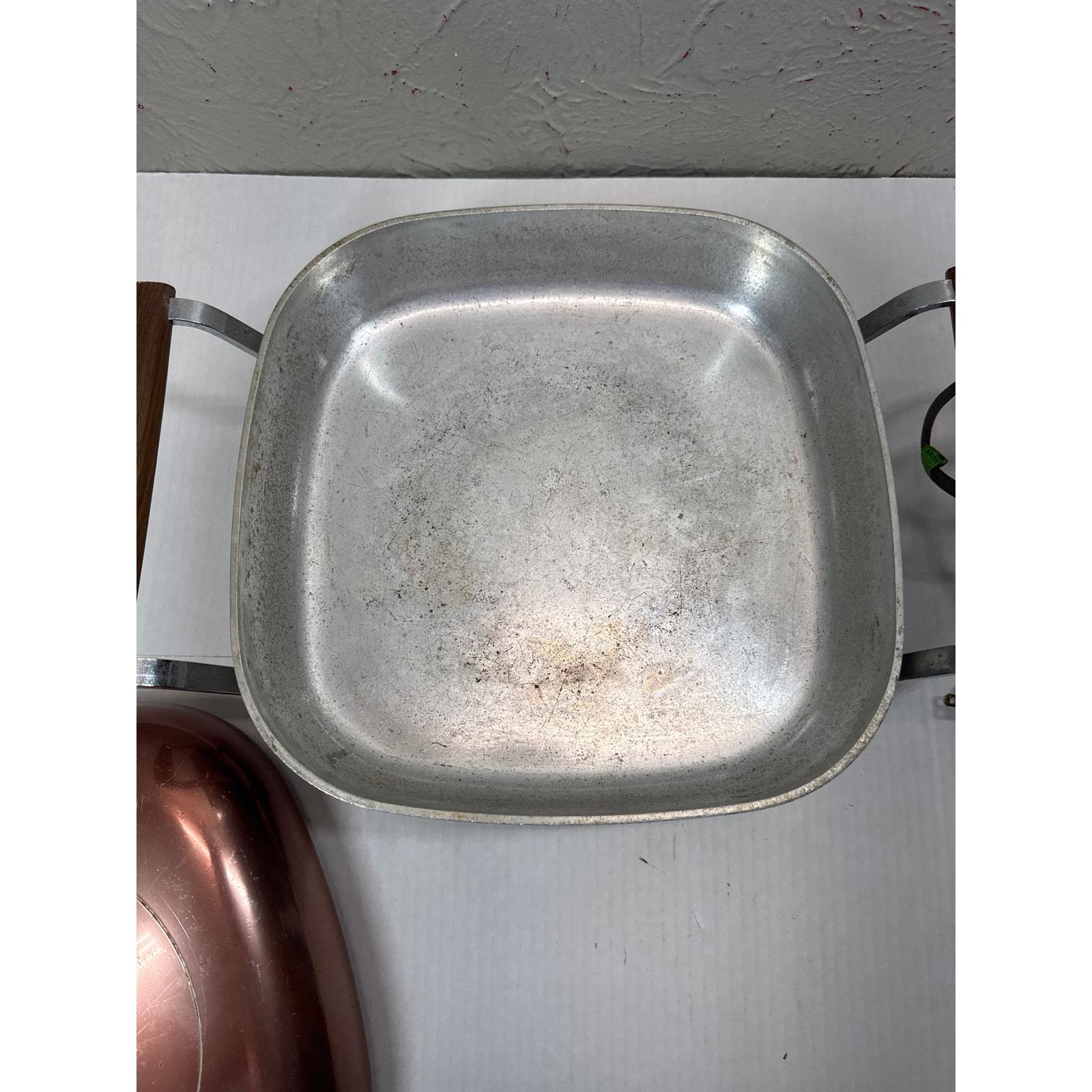 Wear-Ever Vintage Electric Frying Pan Hallite Copper Lid USA 11 inch Skillet Item image 3