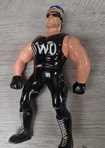 Vintage 1998 NWO WCW Hollywood Hulk Hogan Wrestler Action Figure - £4.71 GBP