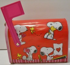 PEANUTS SNOOPY &amp; WOODSTOCK Tin Metal Valentine&#39;s Day Mailbox Collectible... - £31.41 GBP