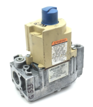 Honeywell VR8304M2808 HVAC Furnace Gas Valve 24V 121598 in / out 1/2&quot; us... - $64.52