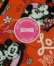 Disney Scrubstar Women&#39;s Mickey Minnie Mouse Hearts Love V-Neck Scrub Top Medium - £14.23 GBP