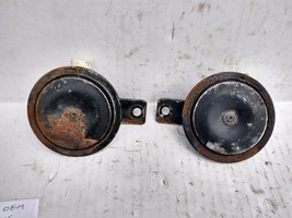 90 91 CIVIC CRX DX SI - HORN SET / HIGH AND LOW NOTE HORNS - OEM WORKS T... - $23.52