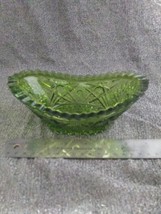 Hobstar Pressed Glass Emerald Green Oblong Sawtooth Dish Bowl 7&quot; Ex Cond No Damg - £9.41 GBP