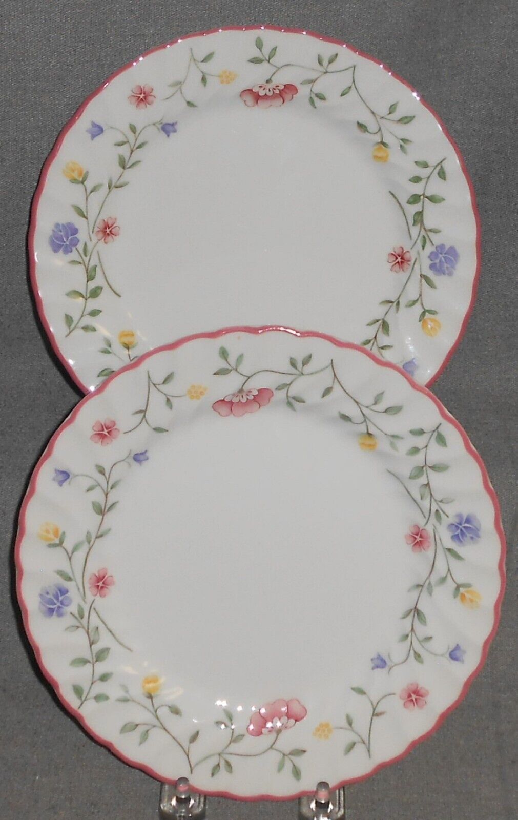 Primary image for Set (2) Johnson Brothers SUMMER CHINTZ PATTERN 7 3/4" Salad Plates ENGLAND