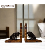 The Original Book Works - Dog Bookend Sculptures on Book - $2,591.16 MXN