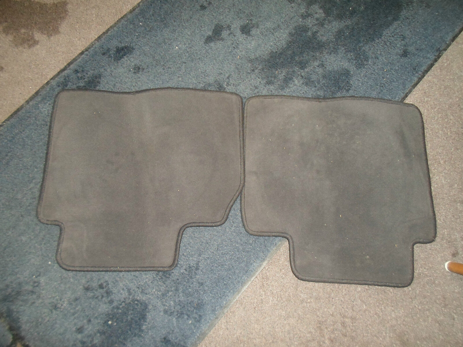 Primary image for 2007 08 09 10 11 12 2013 Mercedes Benz S Class Rear 2 Piece Set Cloth OEM 13